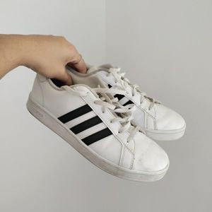 Adidas cloadfoam grand court advantage white black stripe